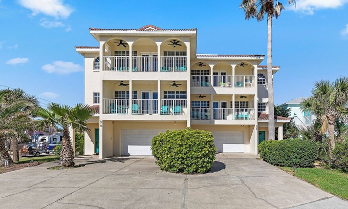 Horton Shores House | Luxury Townhome Walking Distance to the Beach & Flagler Ave