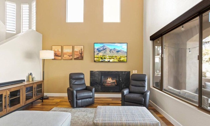 Talon Retreat House | Luxury Townhome | Grayhawk | Gated | 2 Bed+ Office