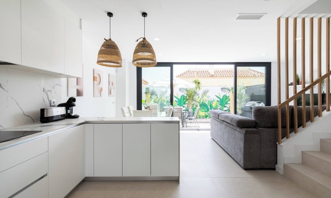 Carihuela House | Luxury Townhouse with Pool & Ocean View