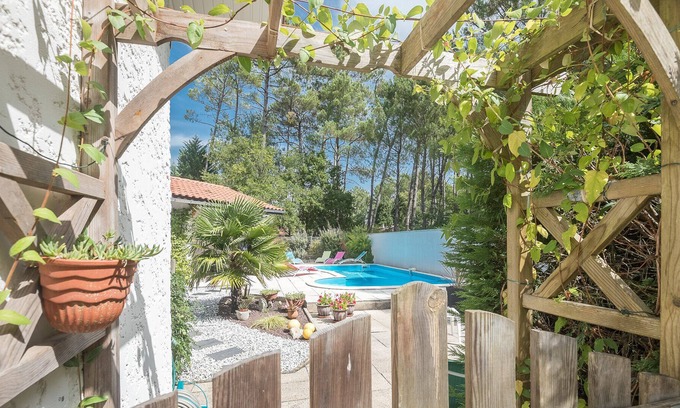 Saint-Julien-en-Born Villa | Luxury traditional villa 3 bedrooms/3 bathrooms, private pool, 3km from beach