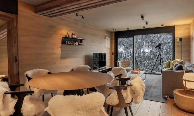 Soldeu Apartment | Luxury Treeline Residence with Hot Tub