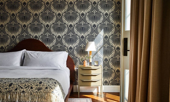 Downtown Charleston Hotel | Luxury Two Bedroom Residence with Outdoor Terrace