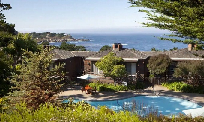 Carmel Highlands Apartment | Luxury vacation overlooking the Pacific Ocean