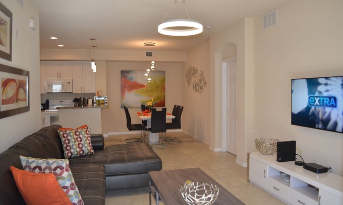Biggar Condo | Luxury Vacation Self-Catering Condo in Fort Myers