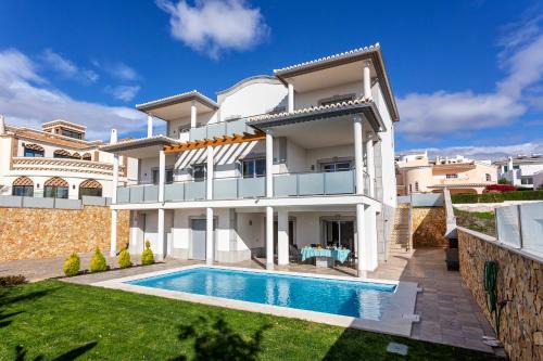 Portimao Villa | Luxury Vau Beach Villa with Private Heated Pool