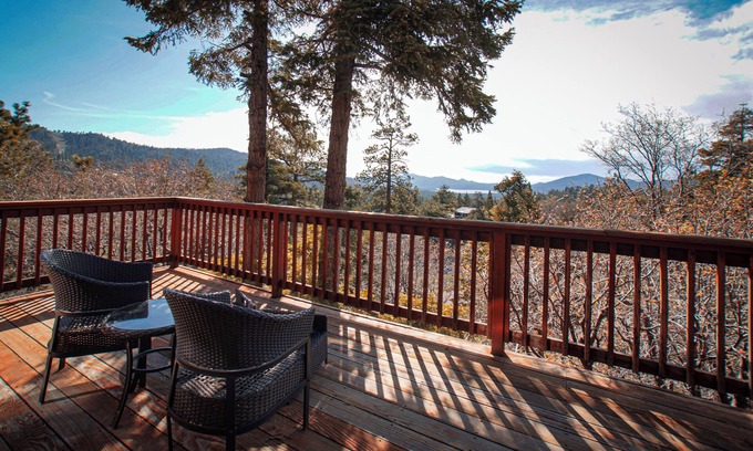 Upper Moonridge Cabin | Luxury View Lodge