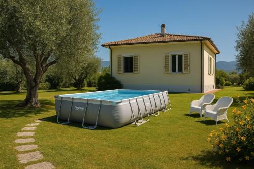 Capanne-Prato-Cinquale Villa | - Luxury Villa - Pool - Garden -Forte dei Marmi Versilia-