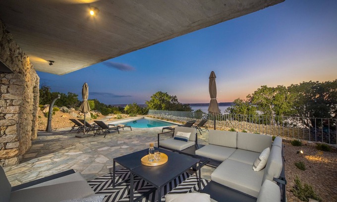 Lukovo Sugarje Villa | Luxury Villa Sea - with private pool and beach