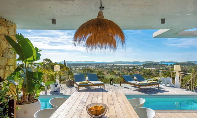 Hyeres Villa | Luxury villa, sea view (2 min) Côte d'Azur - Hyères - Swimming pool and Spa