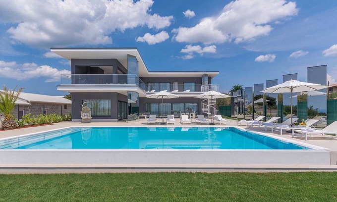 Kastelir Villa | Luxury Villa Titanium with Pool