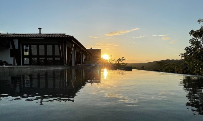 Novo Gravata Cottage | Luxury Villa w / 600m2, gourmet area and beautiful view of the mountains