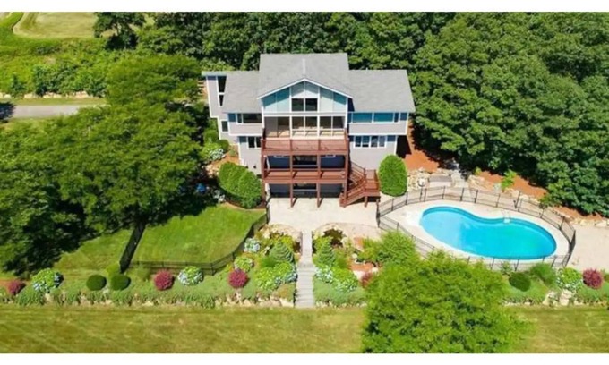 Plymouth House | Luxury Villa w/dramatic Ocean Views& inground Pool