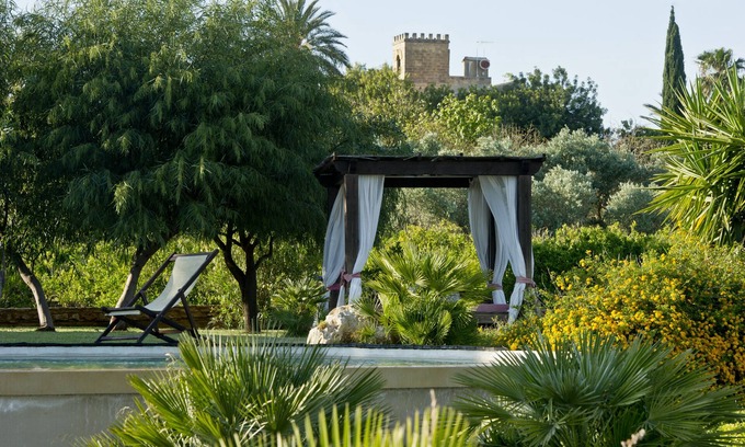 Castelvetrano Villa | Luxury villa with swimming pool 8 places private garden