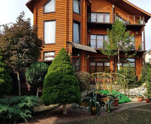 Chernovtsy Villa | Luxury Villa with pool and sauna