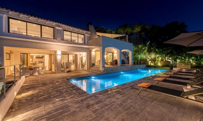 Sant Josep de sa Talaia Villa | Luxury Villa with Sea View
