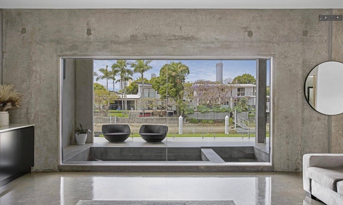 Broadbeach Waters House | Luxury Villas Urban Hideaway - Stay 5 Pay 4 winter special
