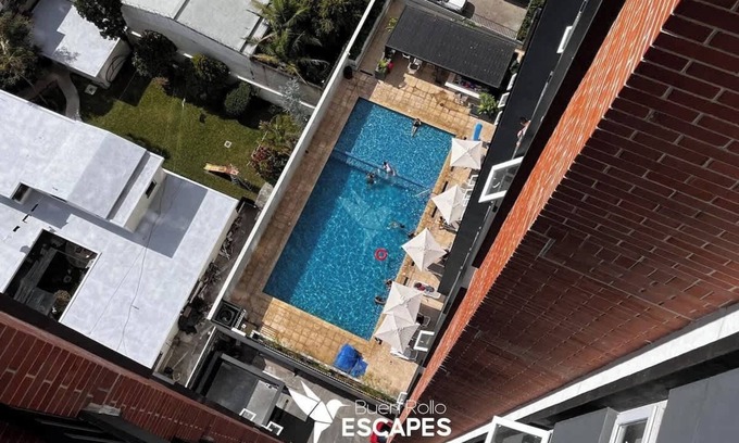 Zona 11 Apartment | Luxury Volcano & Pool View FREE Pool/Gym KING Bed