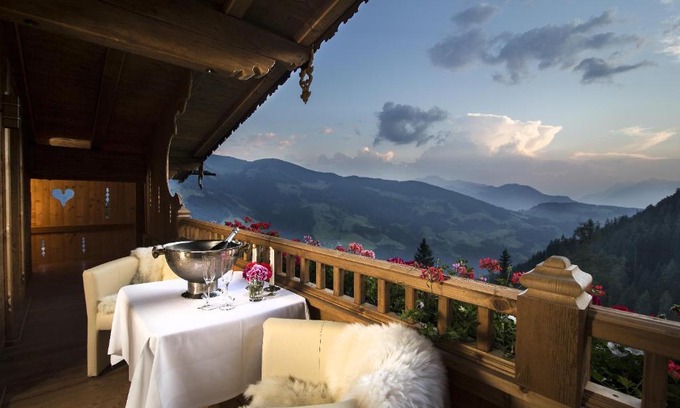 Alpbach Ski Chalet | Luxus Chalet Bischofer- Bergwelt