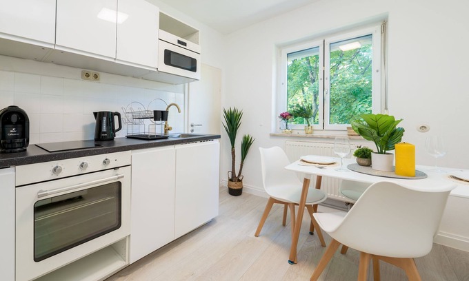 Obersendling Apartment | Luxus Neubau 65m2 City Wohnung in Munich