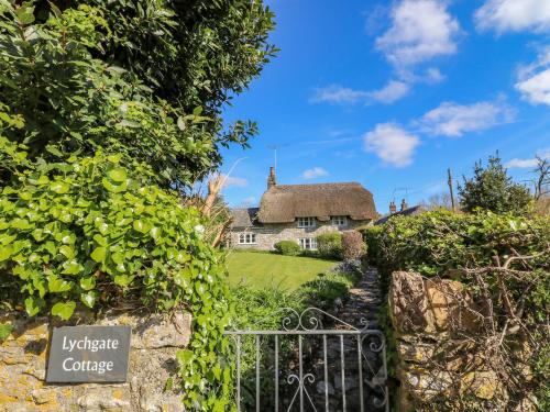 Holworth House | Lychgate Cottage