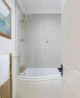 Lyminster House | Lyminster Court Cottages