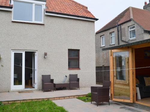 Seahouses House | Lynbank