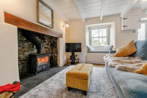Marazion House | Lynwood Cottage