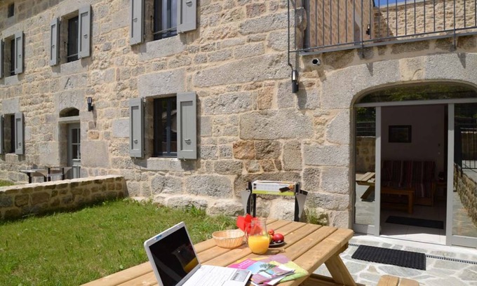 Albaret-le-Comtal House | LZG041A - Gîtes de France 2 épis 2 pers à Albaret le Comtal