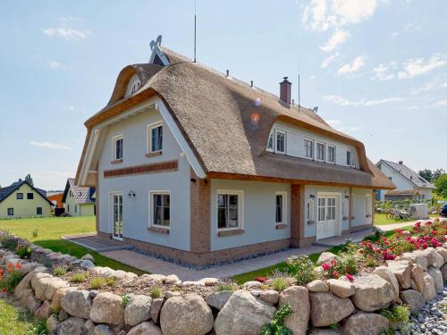 Middelhagen House | Mönchguter Reethus mit Wasserblick, Kamin, Sauna