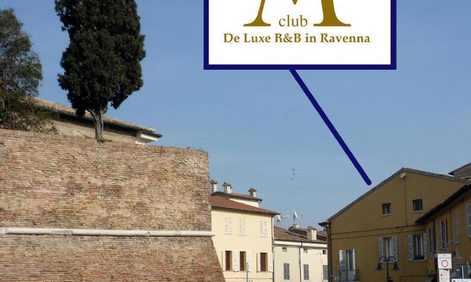 Ravenna Bed & Breakfast | M Club De Luxe B&B