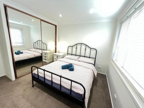 Winston Hills House | M Room