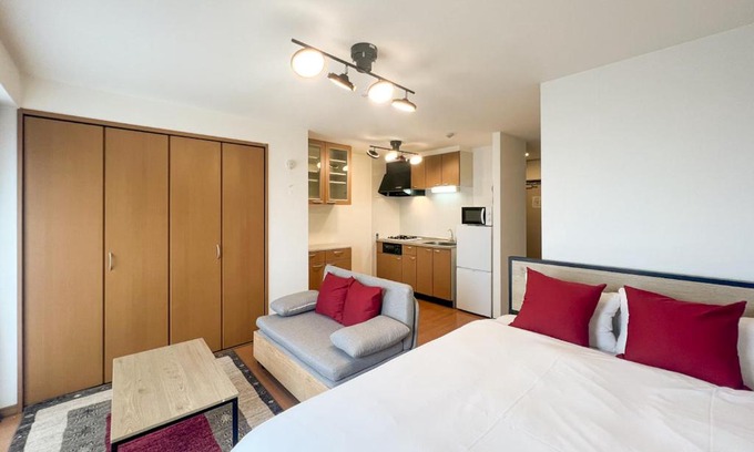 Kujo Apartment | M's garden