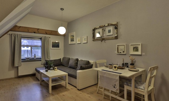 Pepelow Apartment | M?wennest im FH Zum Reetdachhaus am Haff