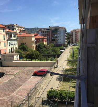 Rezza Apartment | M&Y S HOUSE vicino alle spiagge Lavagna