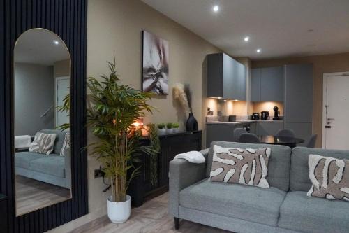 Manchester City Centre Apartment | M1 Townhouse - Free Parking & Central Manchester