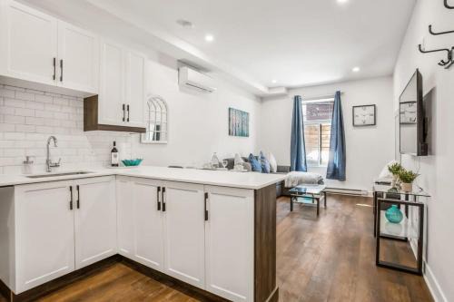 Mile End Apartment | M11 Upscale Comfy Studio wAC in Perfect Location