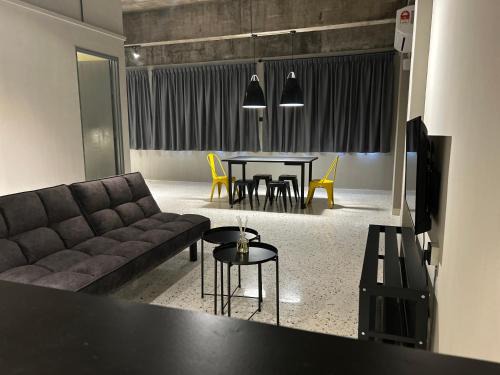 Taman Jubilee Hotel | M2 Living @ Heart of Ipoh