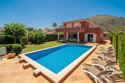 Alcudia Ski Chalet | M411 Massanet by Mallorca Villa Selection