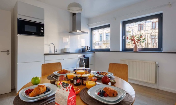 Wijk van de Squares Apartment | MA - Berlaymont IV - One Bedroom Apartment, Sleeps 4
