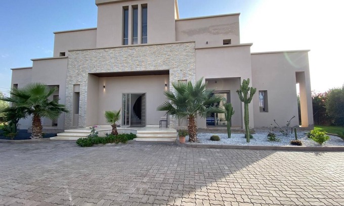 Oulad Hassoune Villa | La Villa Shanane pour passer des vacances de rêves