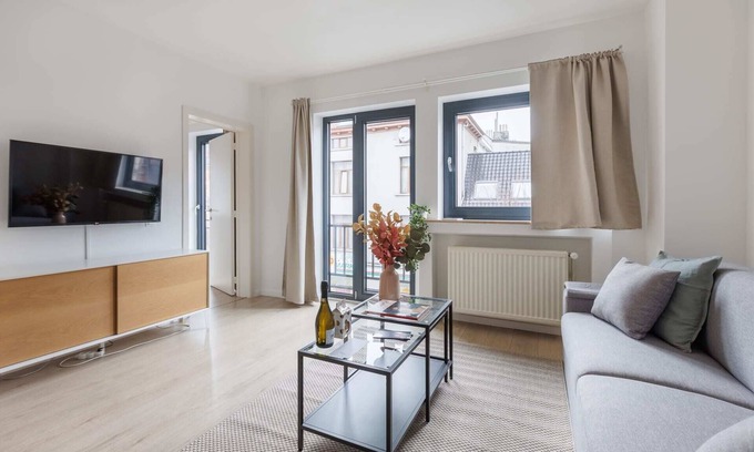 Wijk van de Squares Apartment | MA - Charlemagne V - One Bedroom Apartment, Sleeps 4