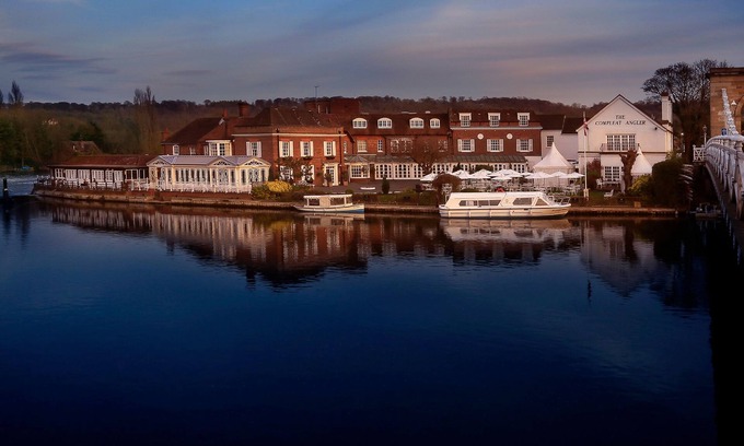 Marlow Hotel | Macdonald Compleat Angler