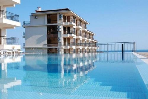 Intsaraki Apartment | Macon Residence - Premium Apartments