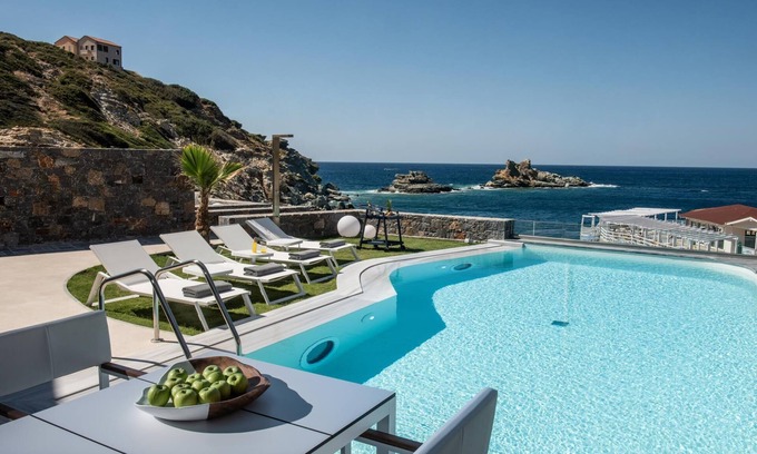 Agia Pelagia Villa | Made By The Sea Villa 3