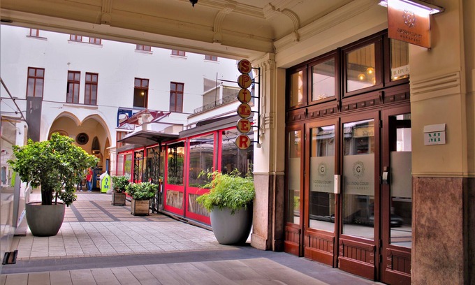 Erzsebetvaros Apartment | Made Inn Budapest