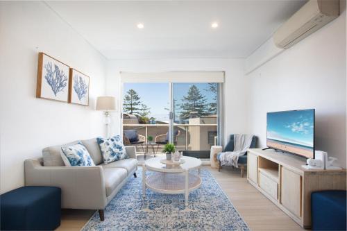 Dee Why Apartment | MadeComfy Trendy Apartment on Dee Why Beach