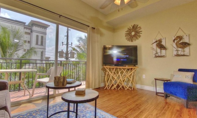 Madeira Beach Hotel | Madeira Bay Resort 306
