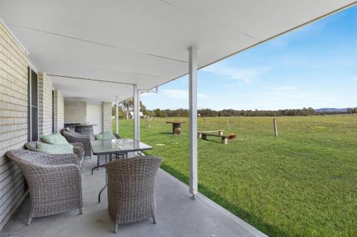 Lovedale House | Madigan Cottages - The Homestead