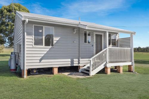 Lovedale House | Madigan Cottages - The Kookaburra Cottage