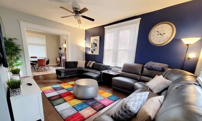 Roselawn Finance House | Madisonvilla - 3BR/2BA, Sleeps up to 6+3 KING beds